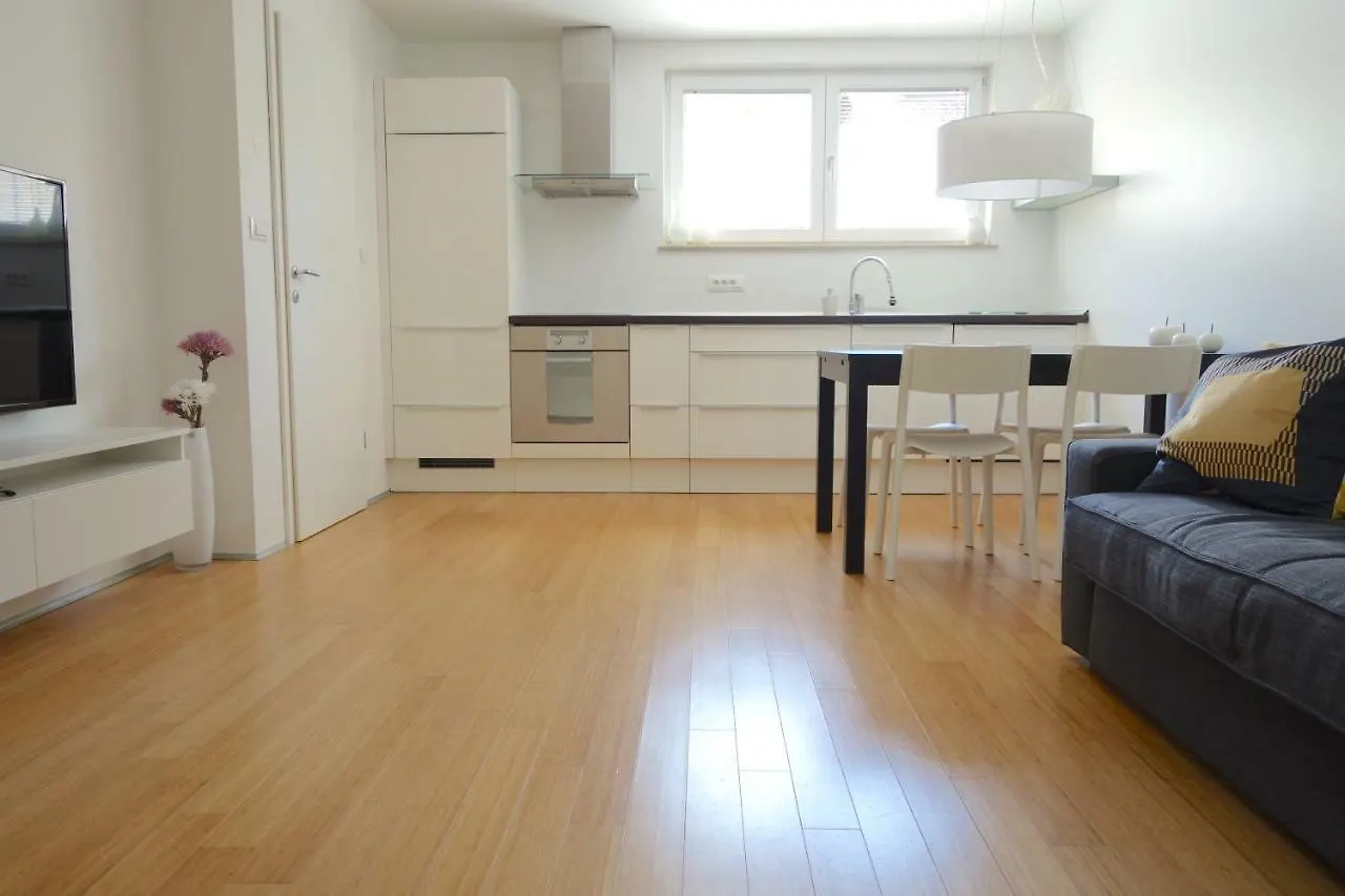 Sensei Apartment ليوبليانا سلوفينيا